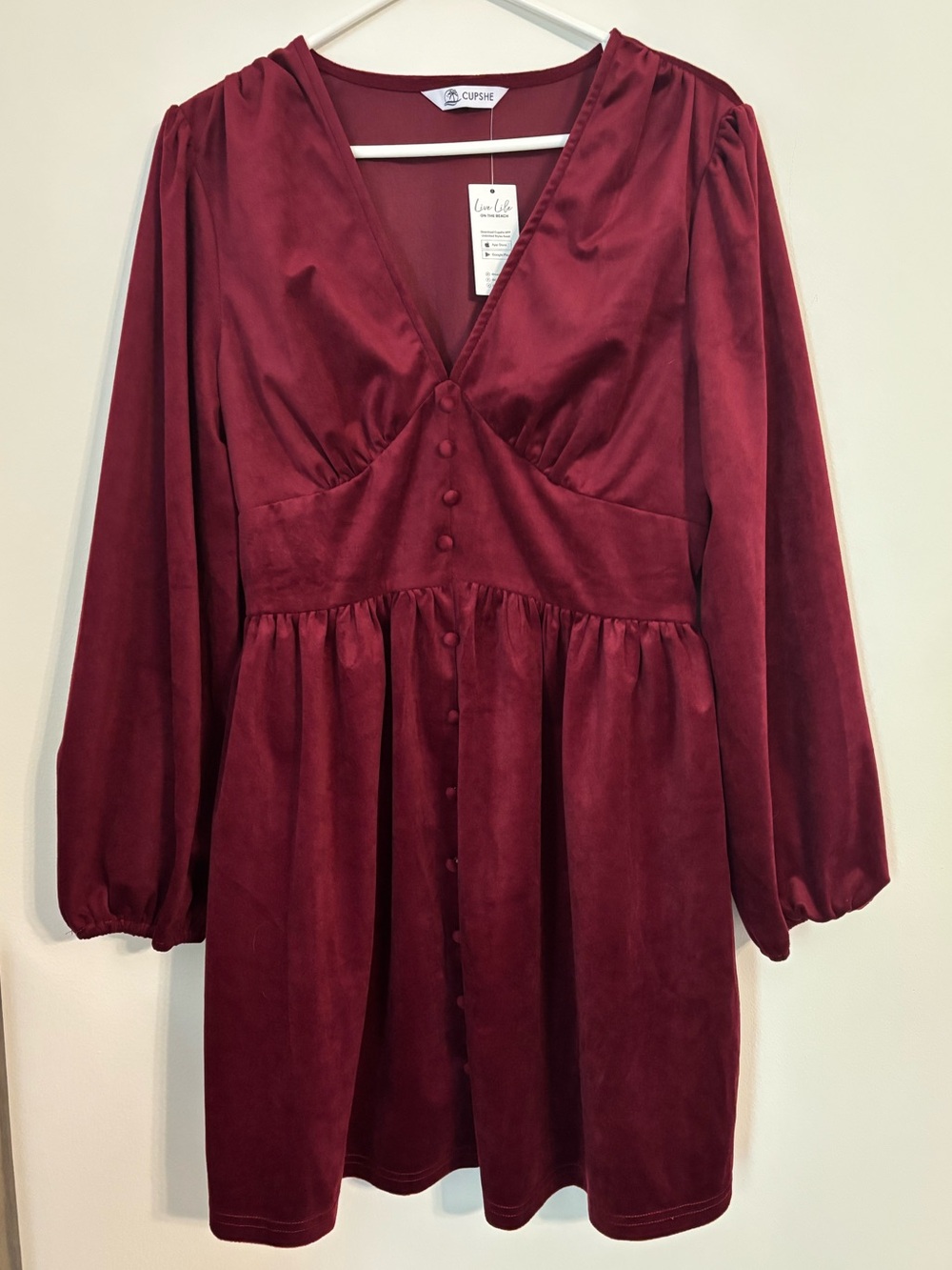 NWT Cupshe Bergundy Velvet Dress Size L Holiday Party - Picture 3 of 8